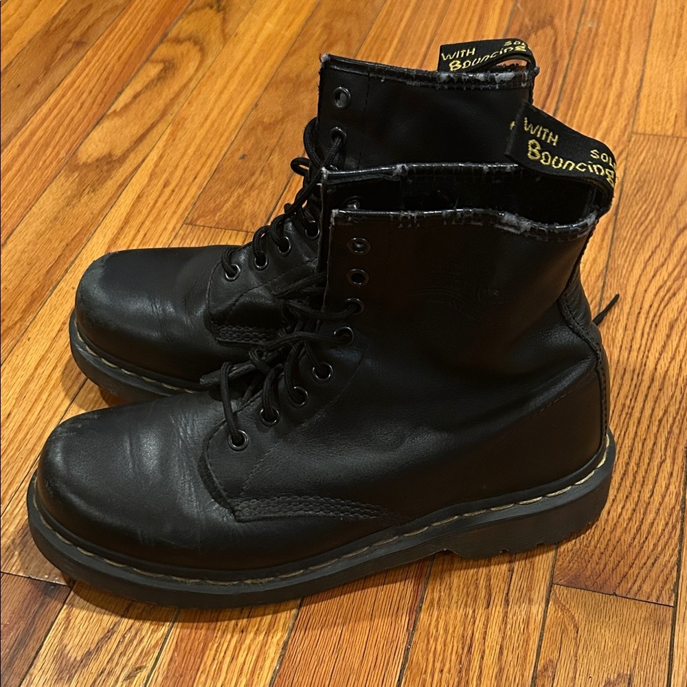 Dr. Martens Black Lace-Up 1460 Leather Boots